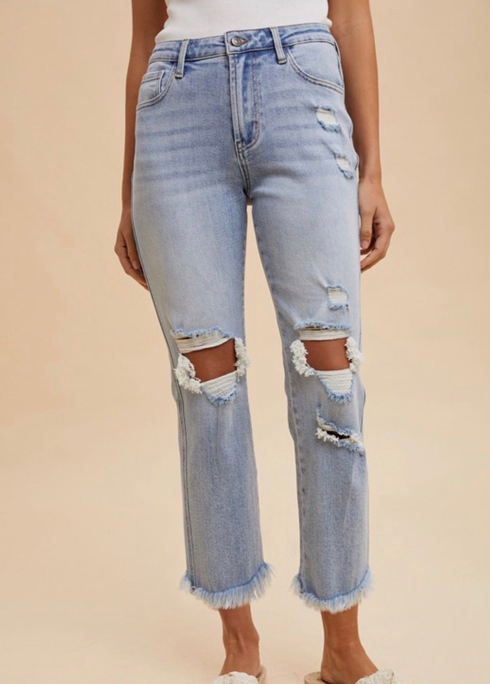 Comfort Stretch Distressed Straight Jean