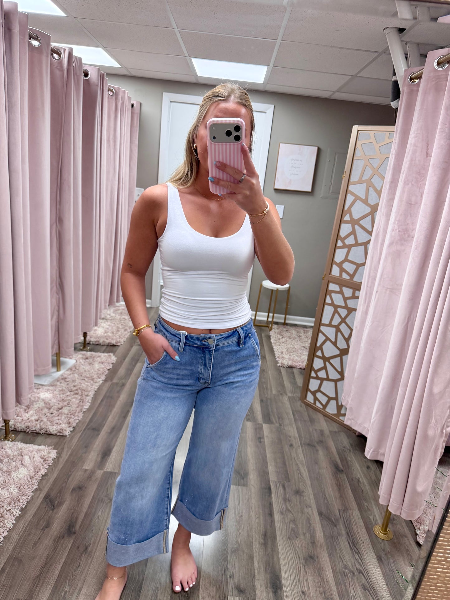 Risen Ankle Wide Cuffed Jean