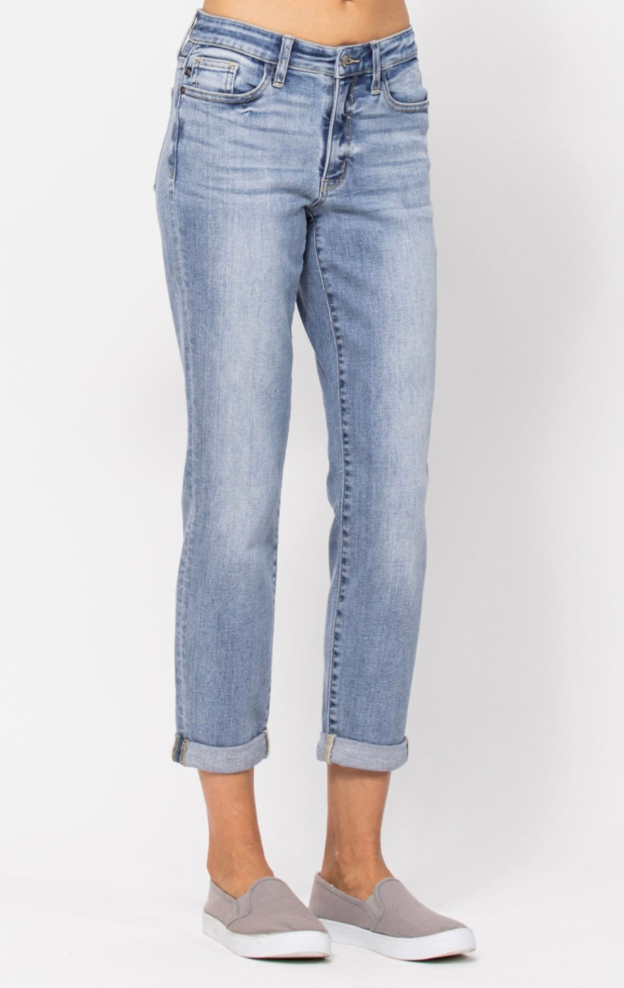 Judy Blue Bleach Wash Boyfriend Jean