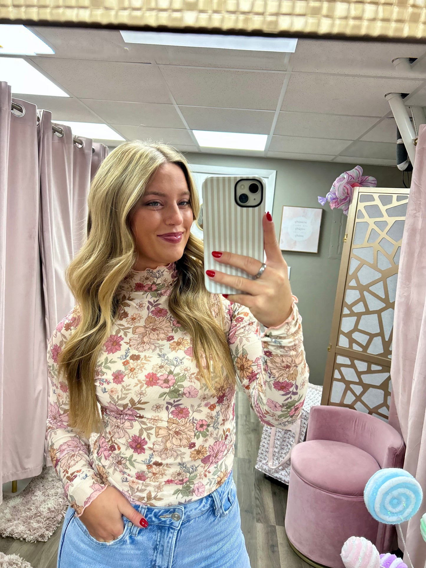 Mesh Floral Thumb Hole Top