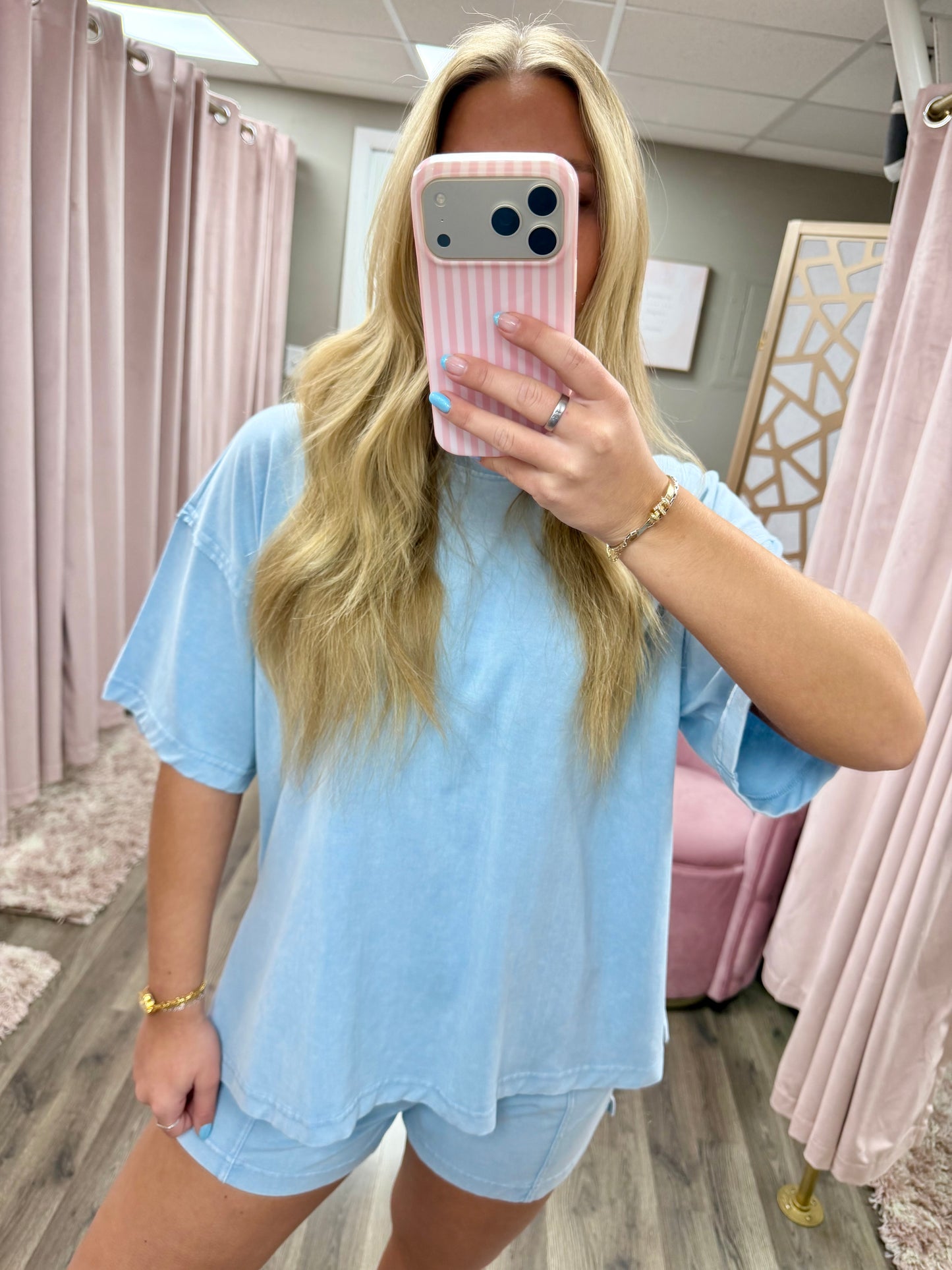 Mineral Wash Side Slit Tee