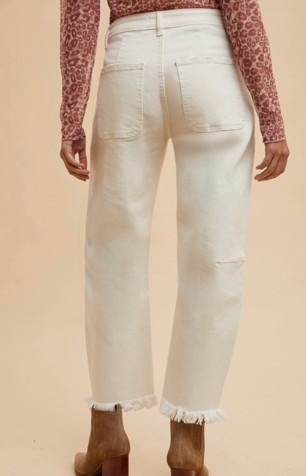 Fray Hem Stretch Barrel Jeans￼