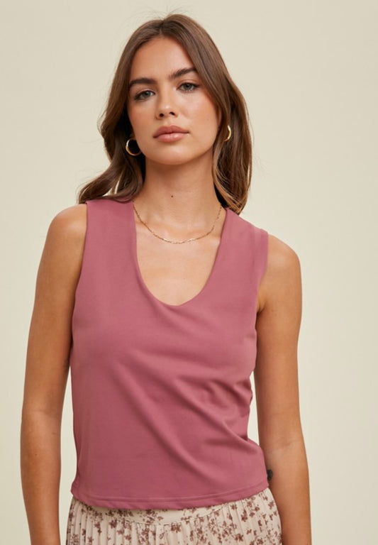 Smoothing Relaxed Sleeveless Top