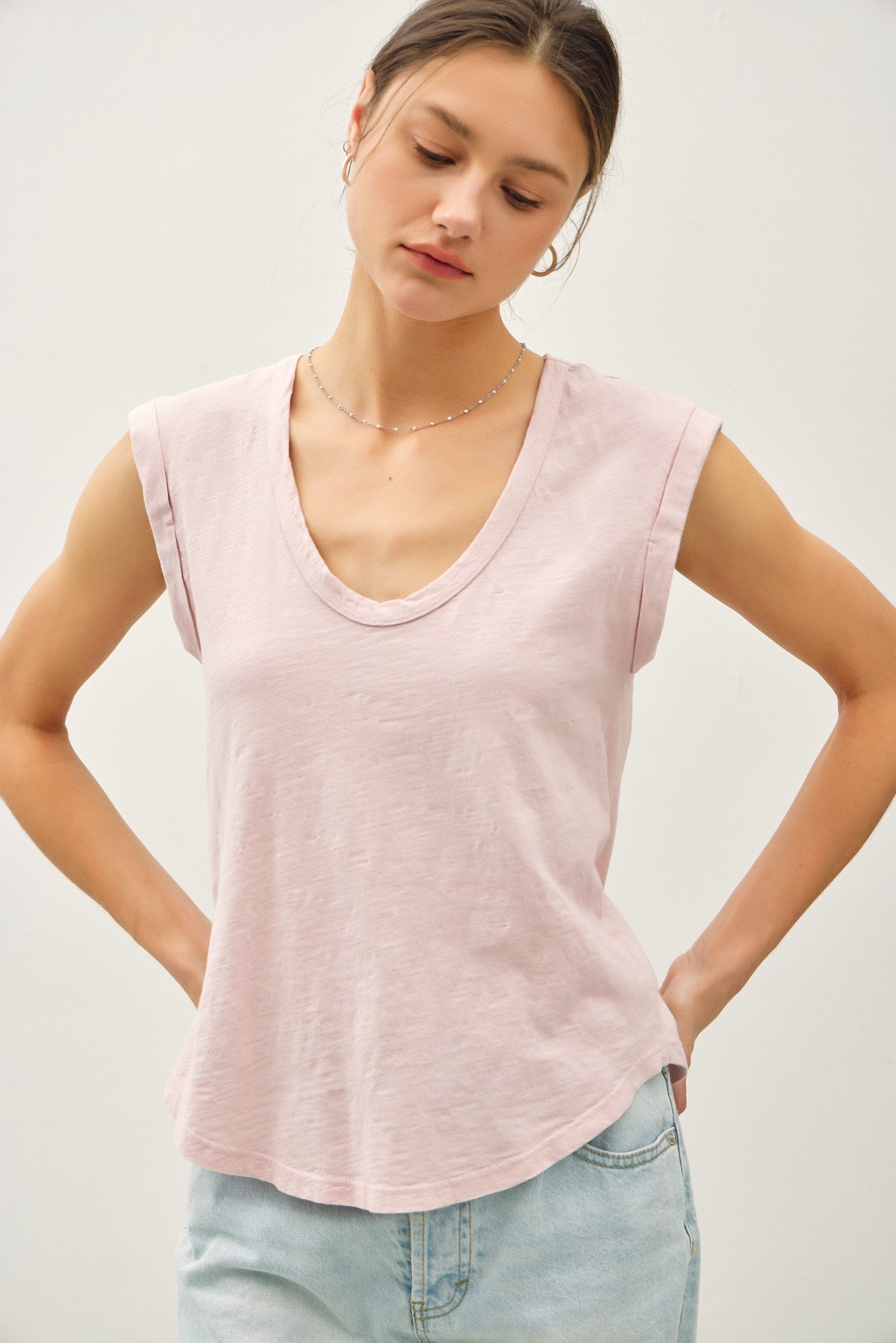 Basic Scoop Neck Cap Sleeve Top