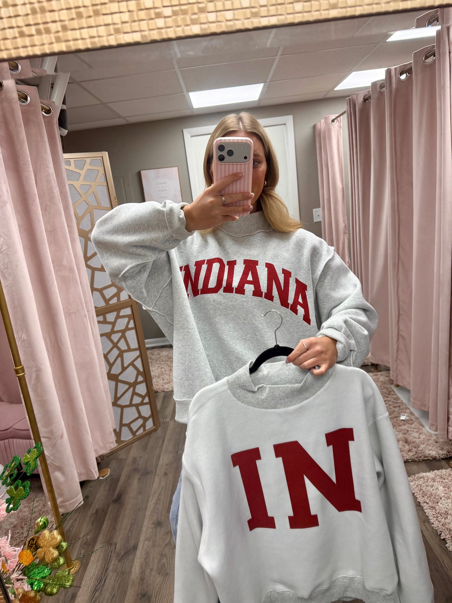 Indiana Reversible Mock Neck Crew