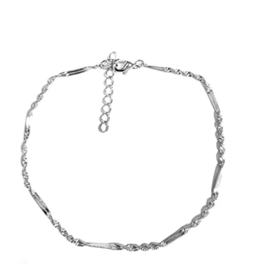 Maya J Anklet
