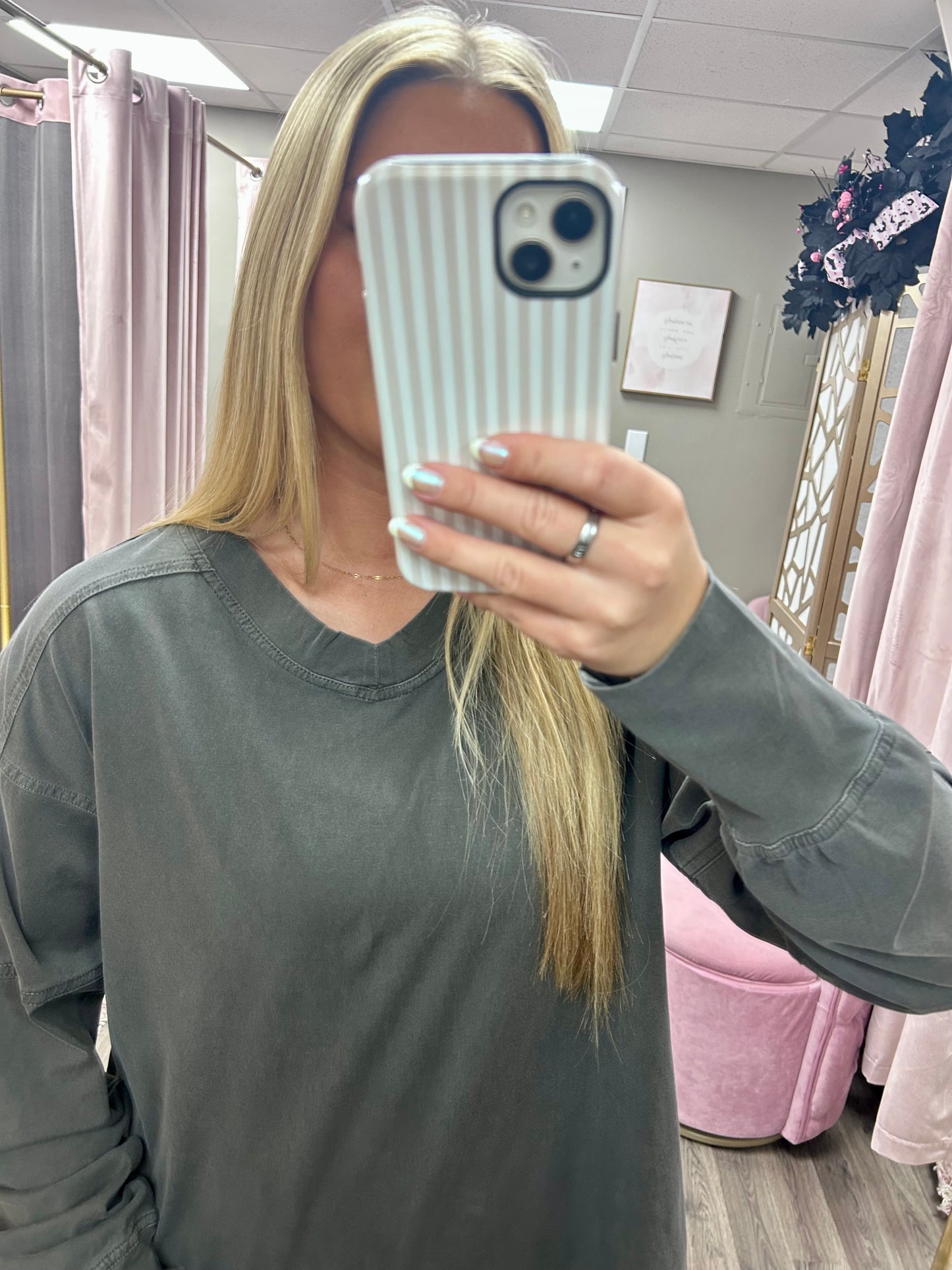 Pigment Washed V Neck Long Sleeve