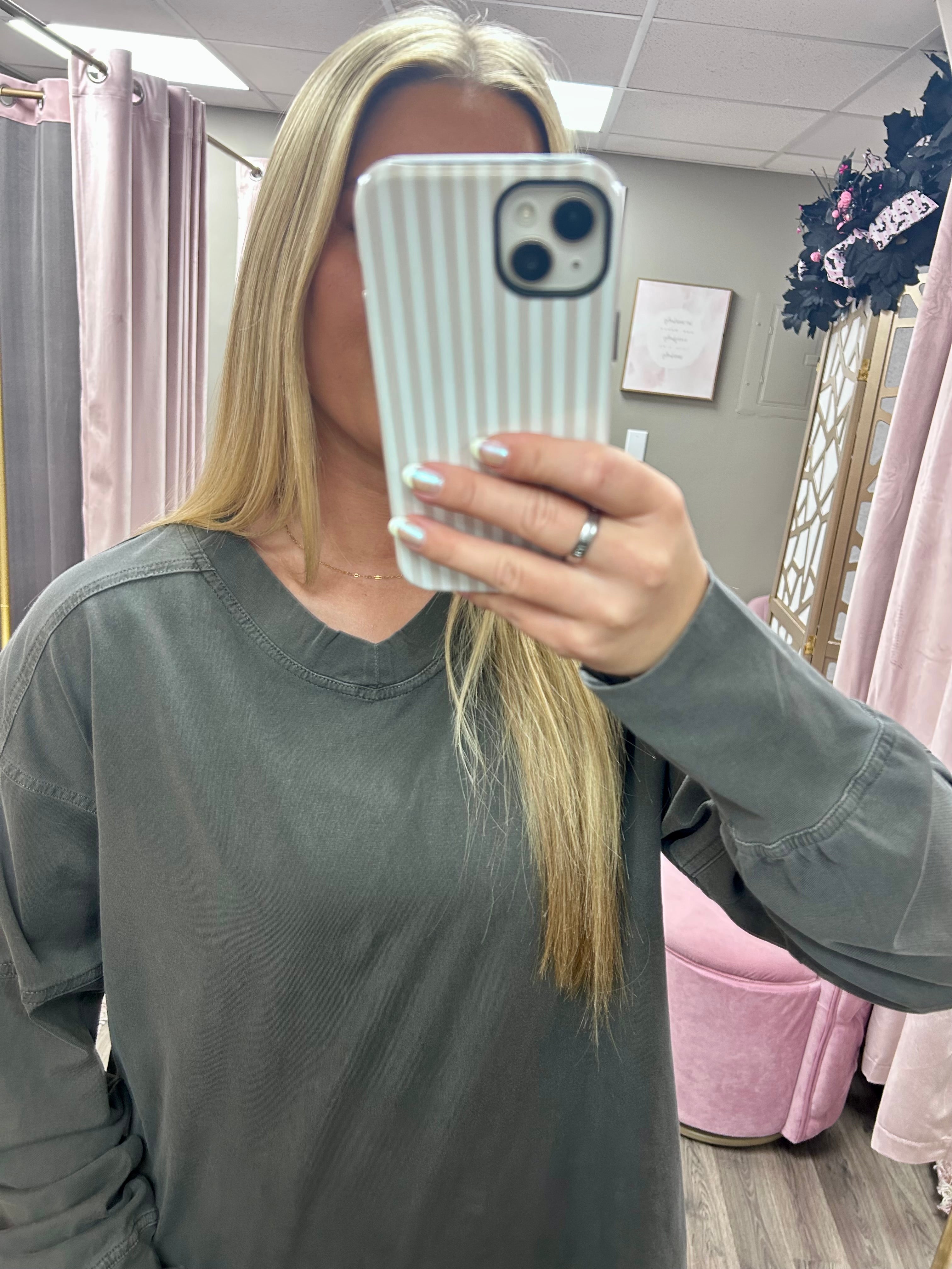Pigment Washed V Neck Long Sleeve