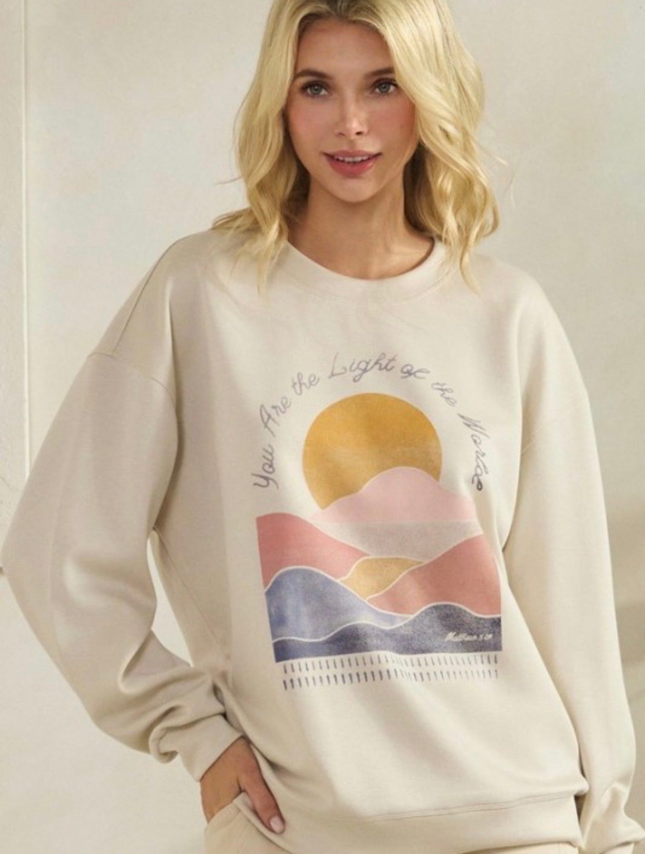 Scuba ‘Light of the world’ Crewneck