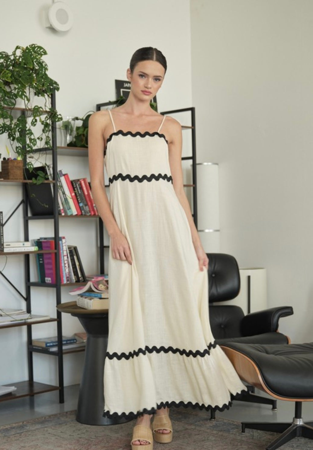 Linen Wave Trim Maxi Dress