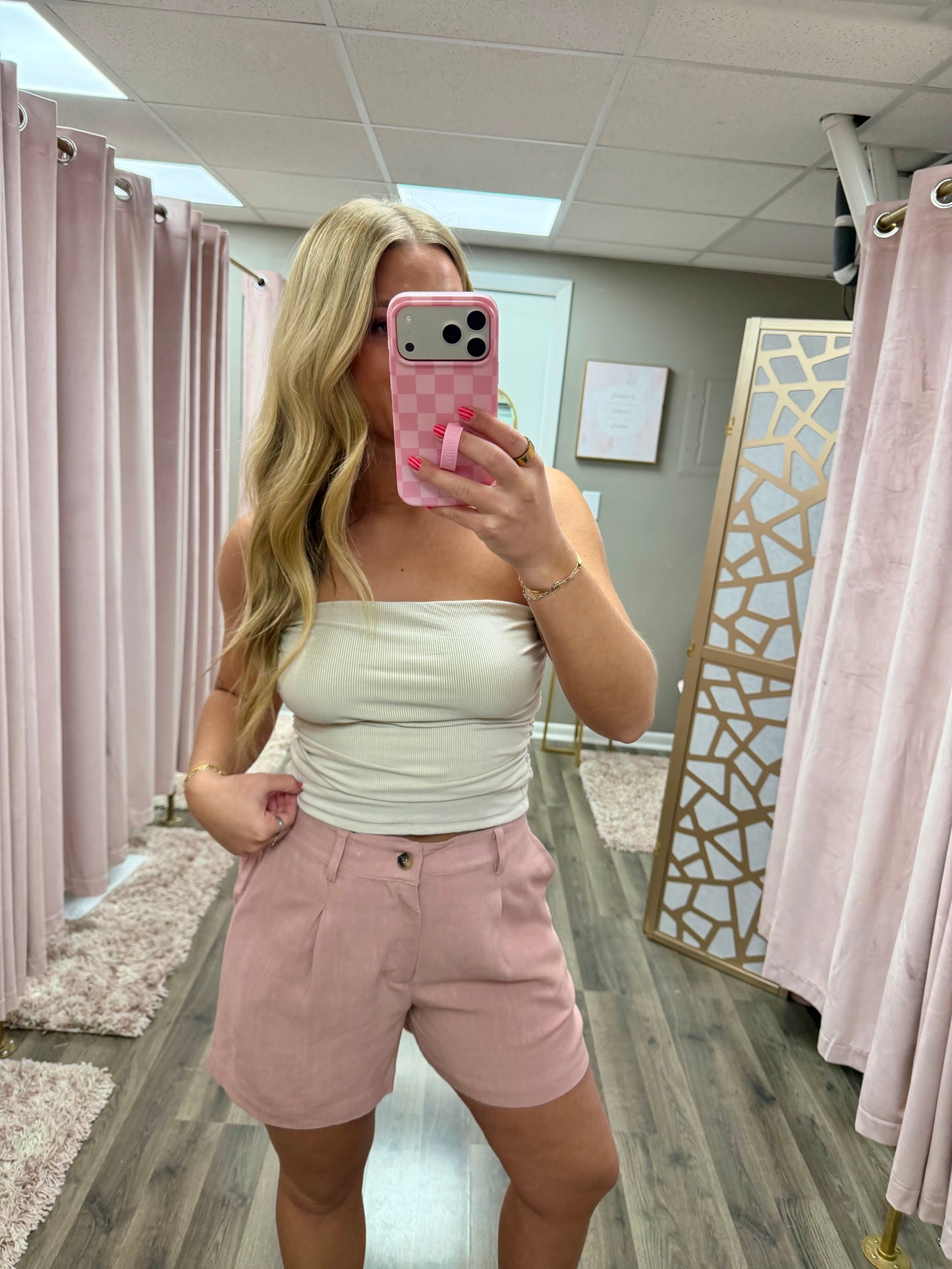 Classic Cut Wide Short