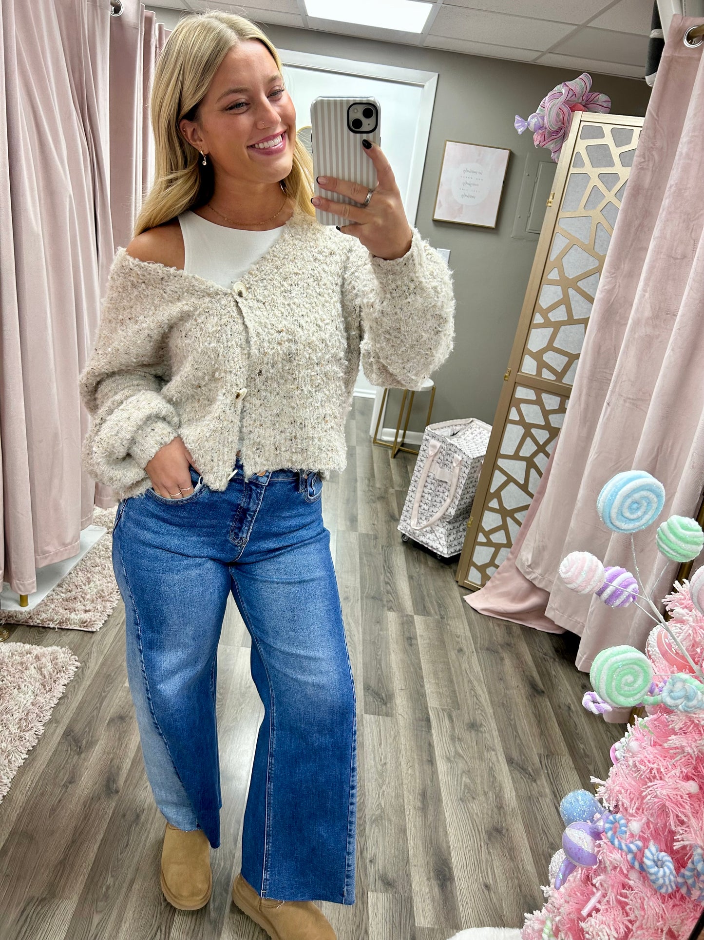 Risen Slouchy Contrast Wash Barrel Jeans