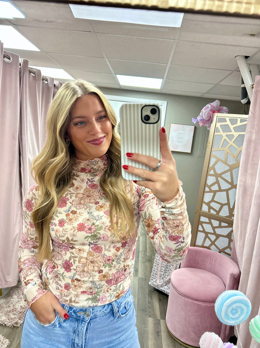 Mesh Floral Thumb Hole Top