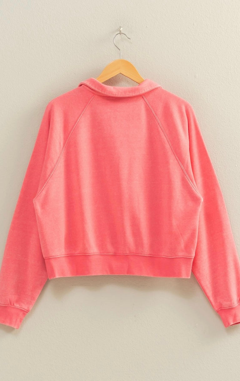 Raglan Sleeve Sweatshirt