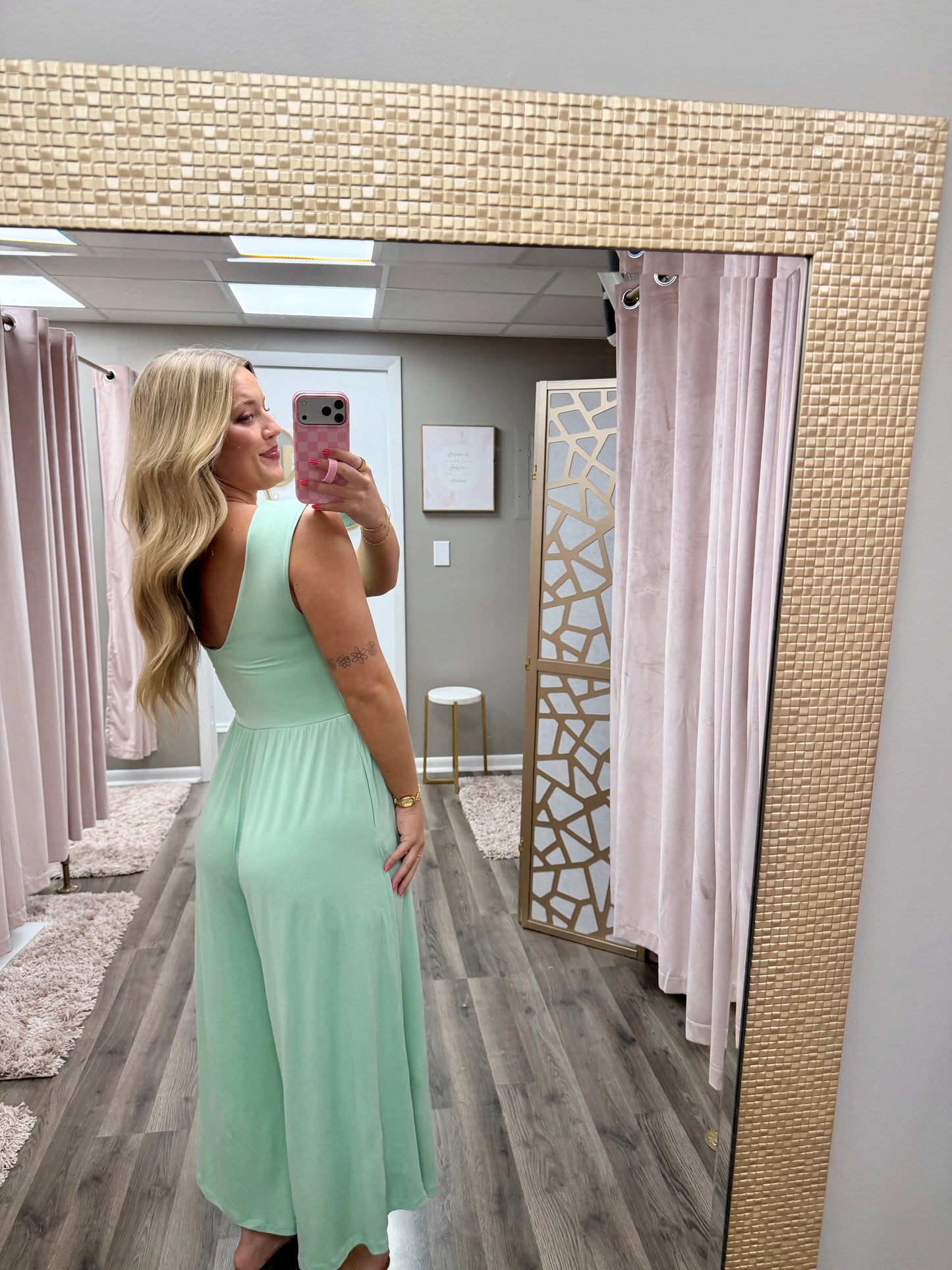 Round Neck Sleeveless Open Back Jumpsuit