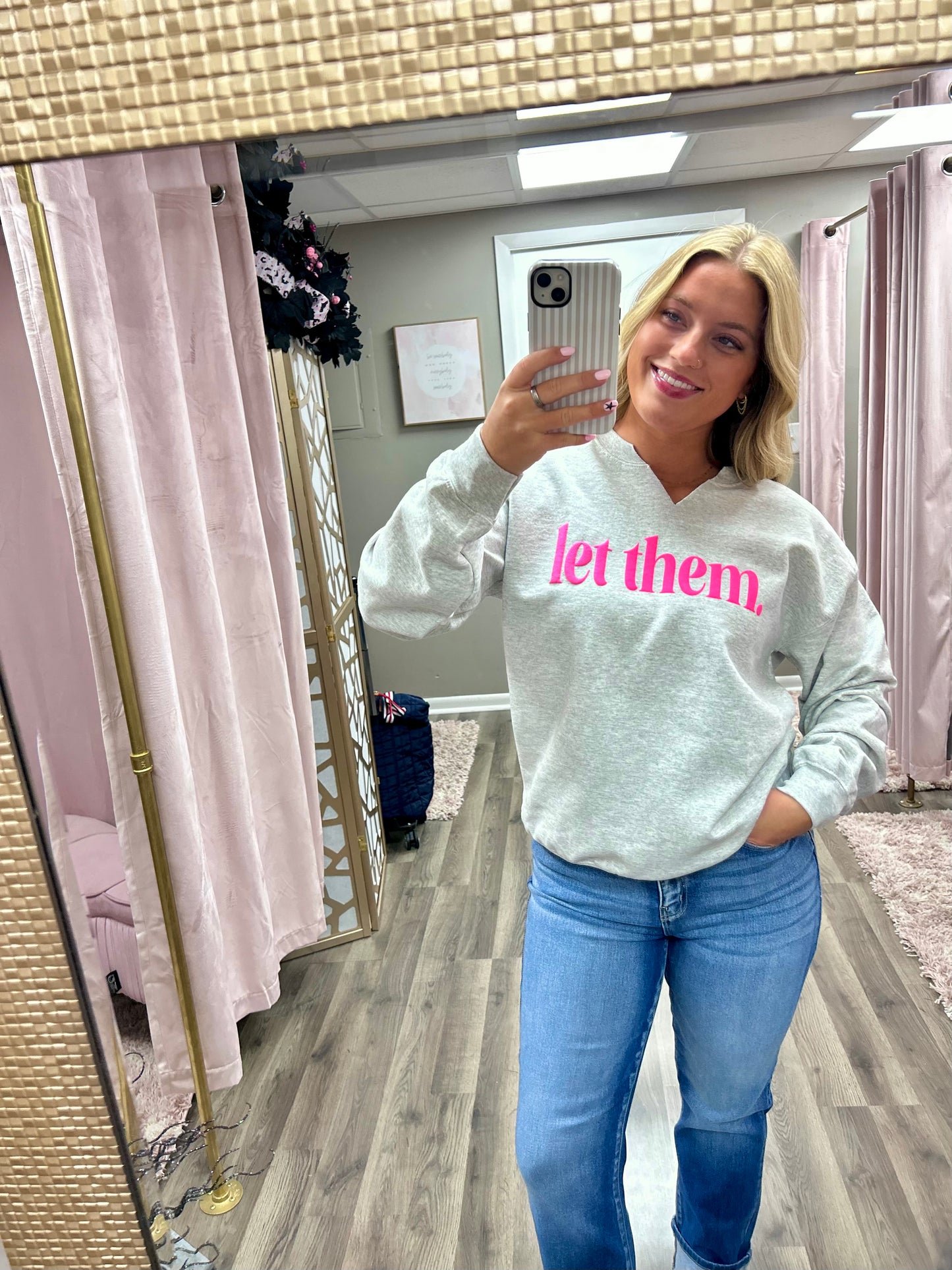 “Let Them” V Neck Sweatshirt
