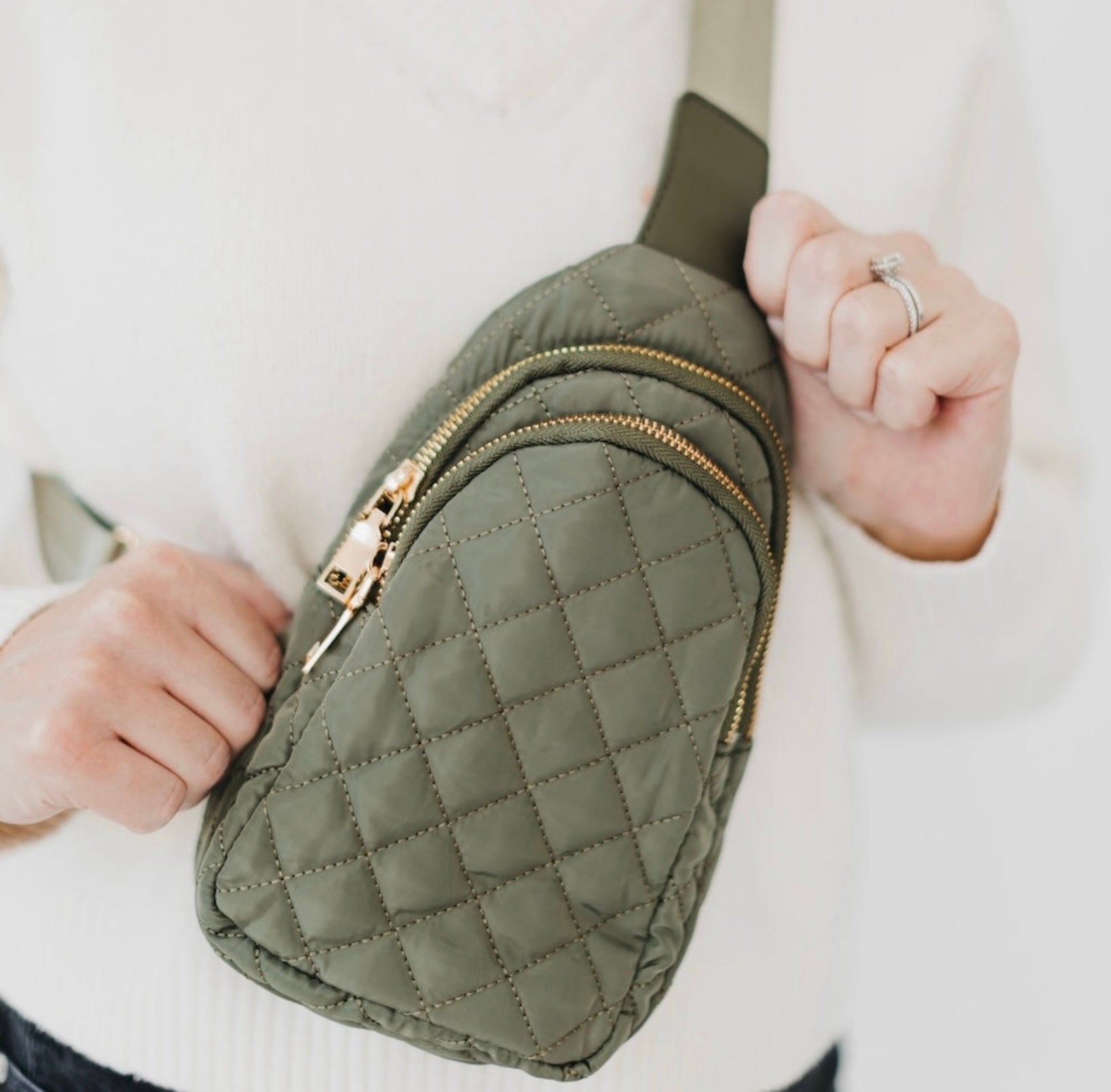 PS Puffer Sling Bag