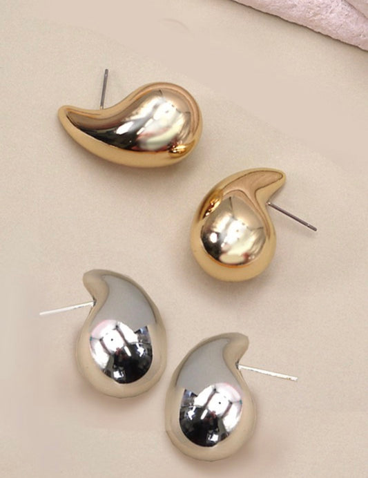 Lightweight Teardrop Earrings