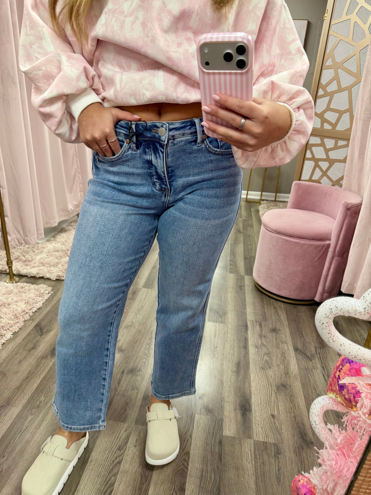 Judy Blue Vintage Wash Straight Jean