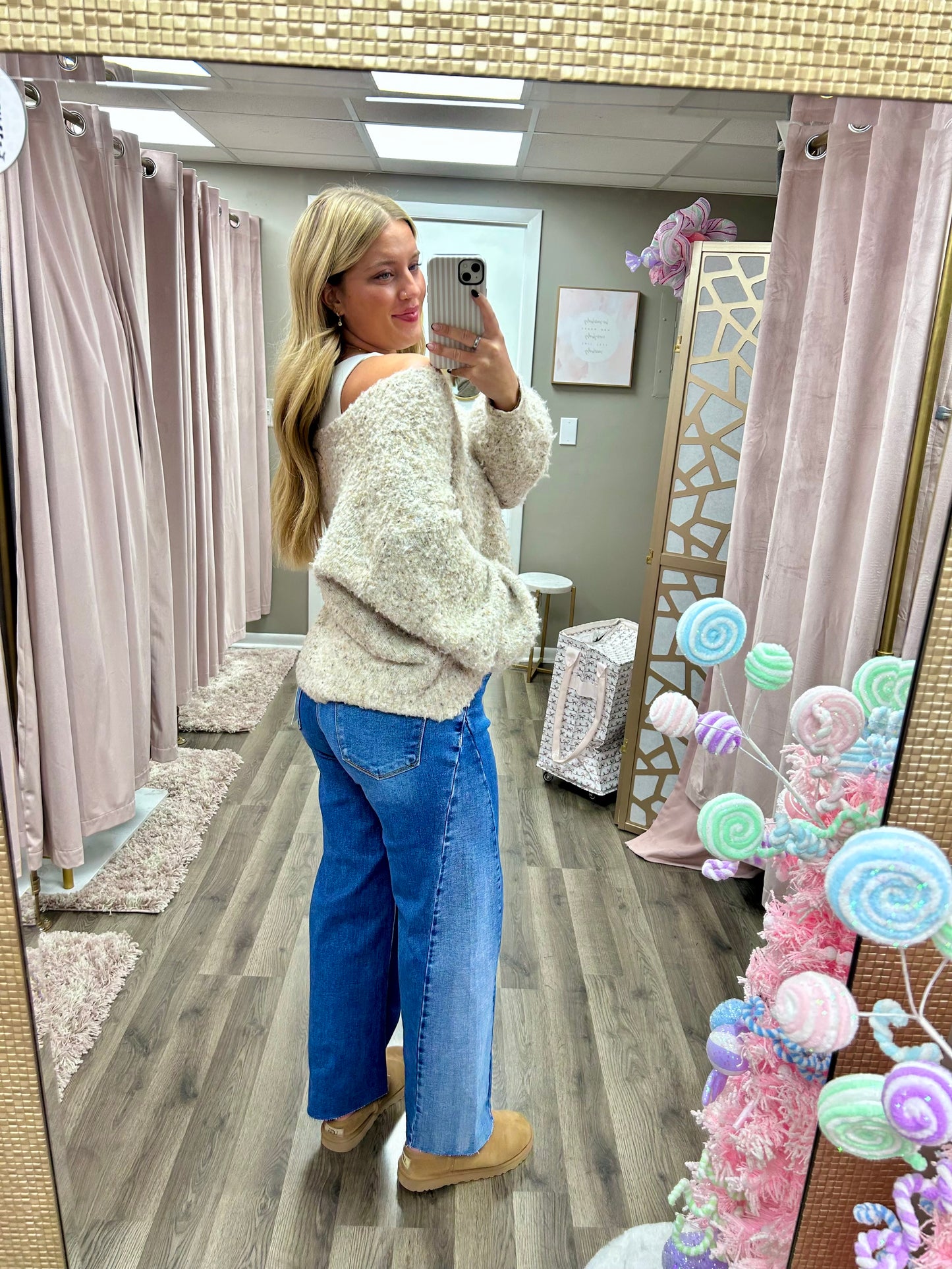 Risen Slouchy Contrast Wash Barrel Jeans