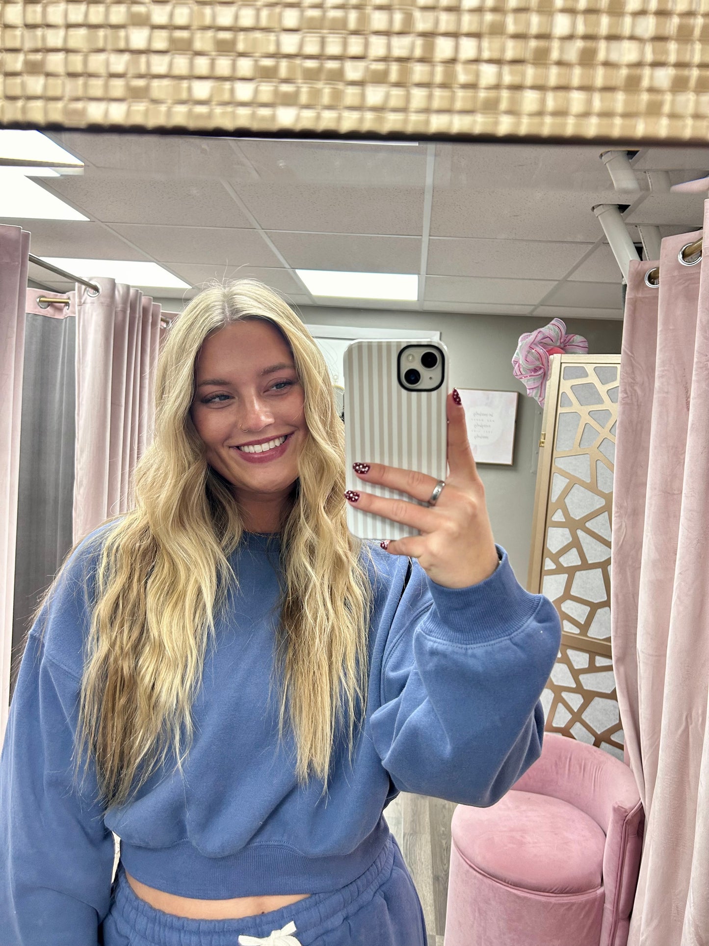 Everyday Cropped Sweatshirt