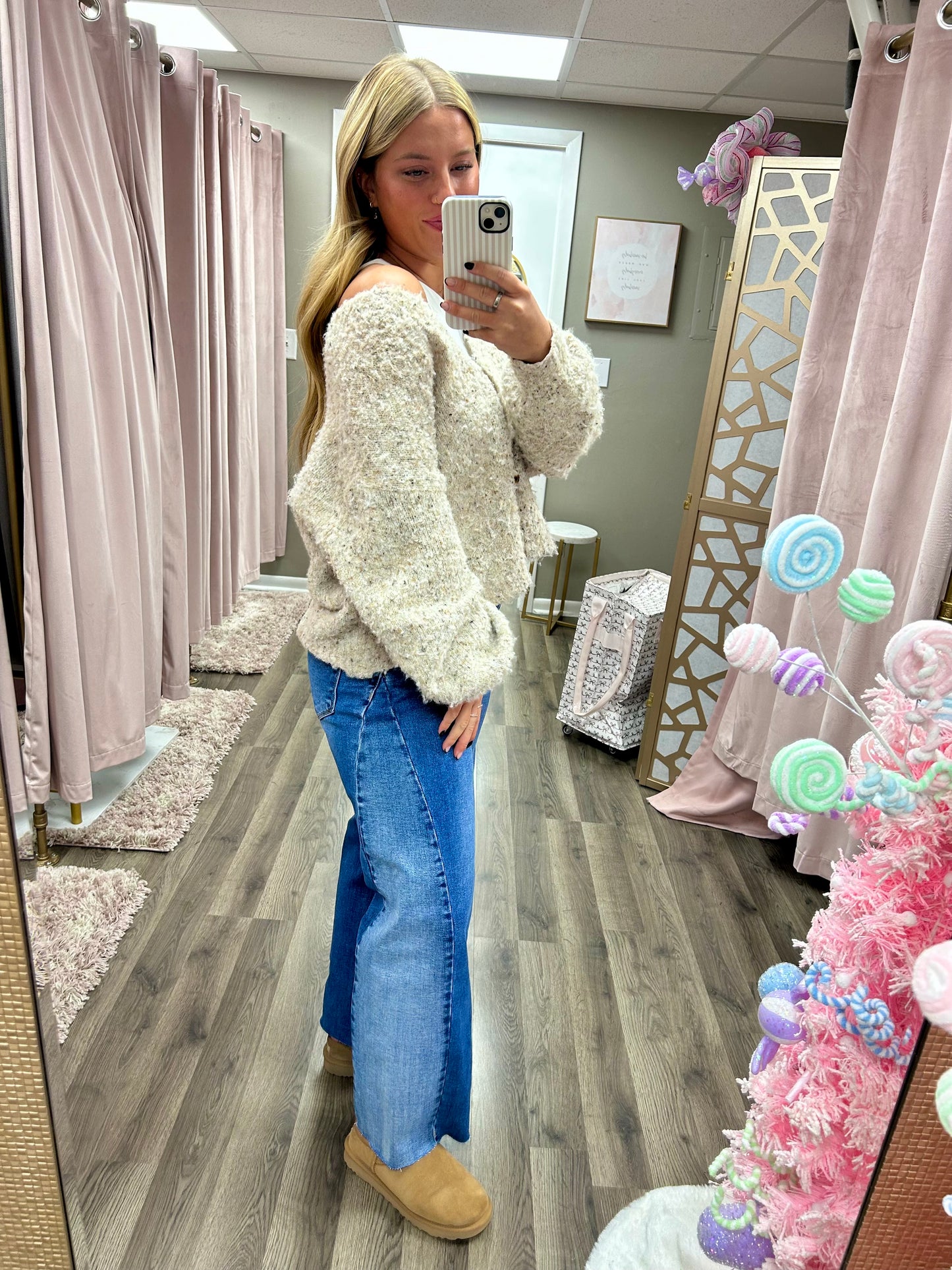 Risen Slouchy Contrast Wash Barrel Jeans