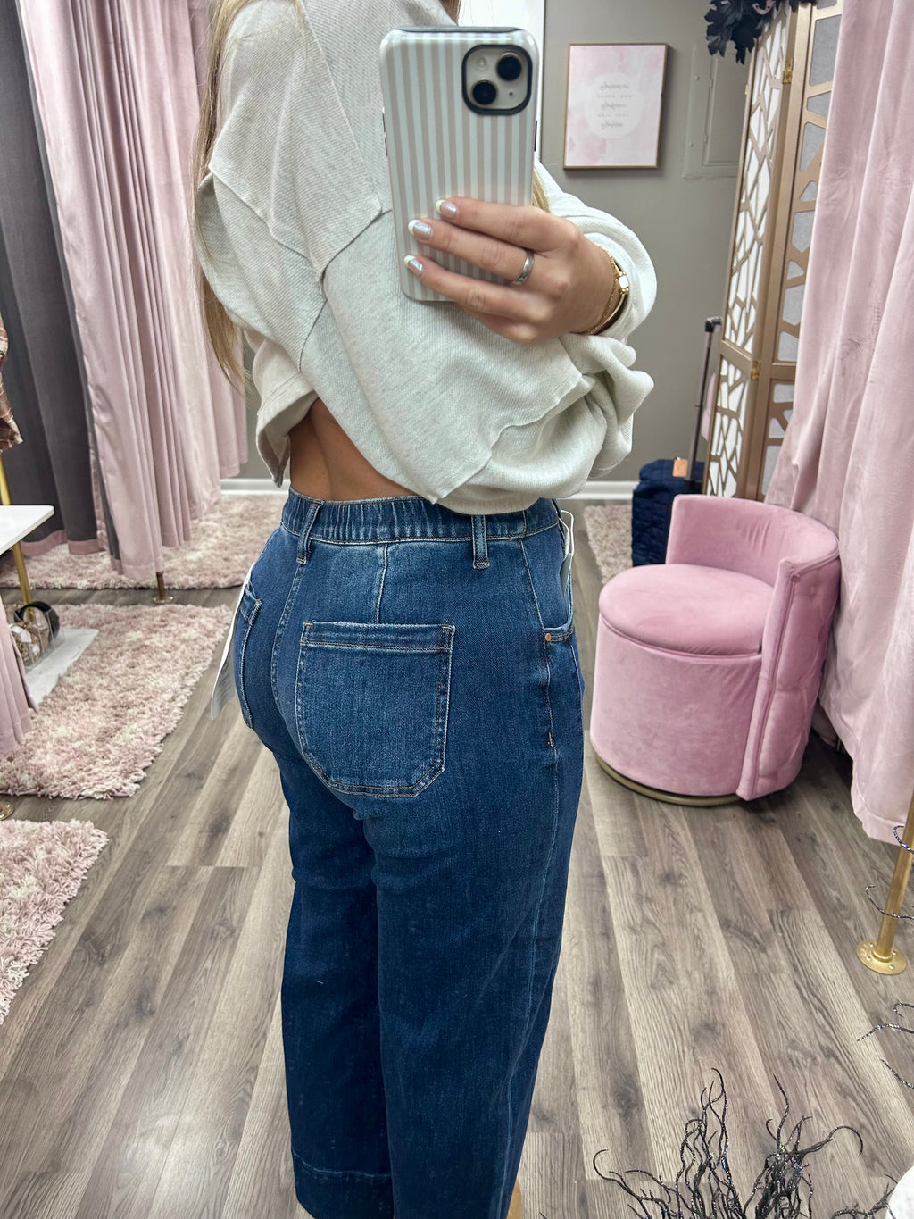 Risen Slouched Cropped Barrel Jeans