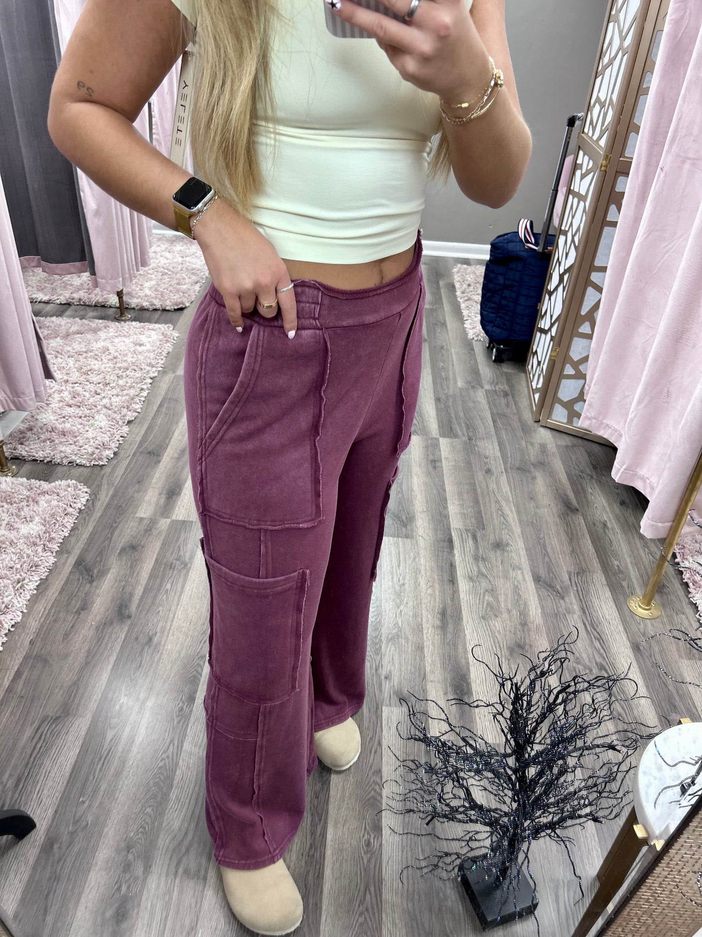 Mineral Wash Oversized Cargo Sweatpant