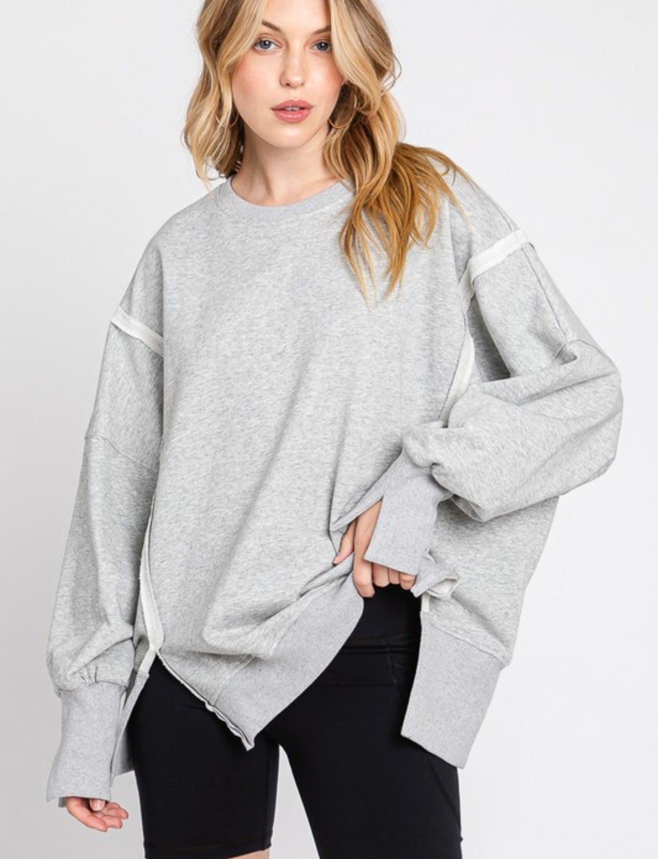 Oversized Slit Detailed Sweatshirt