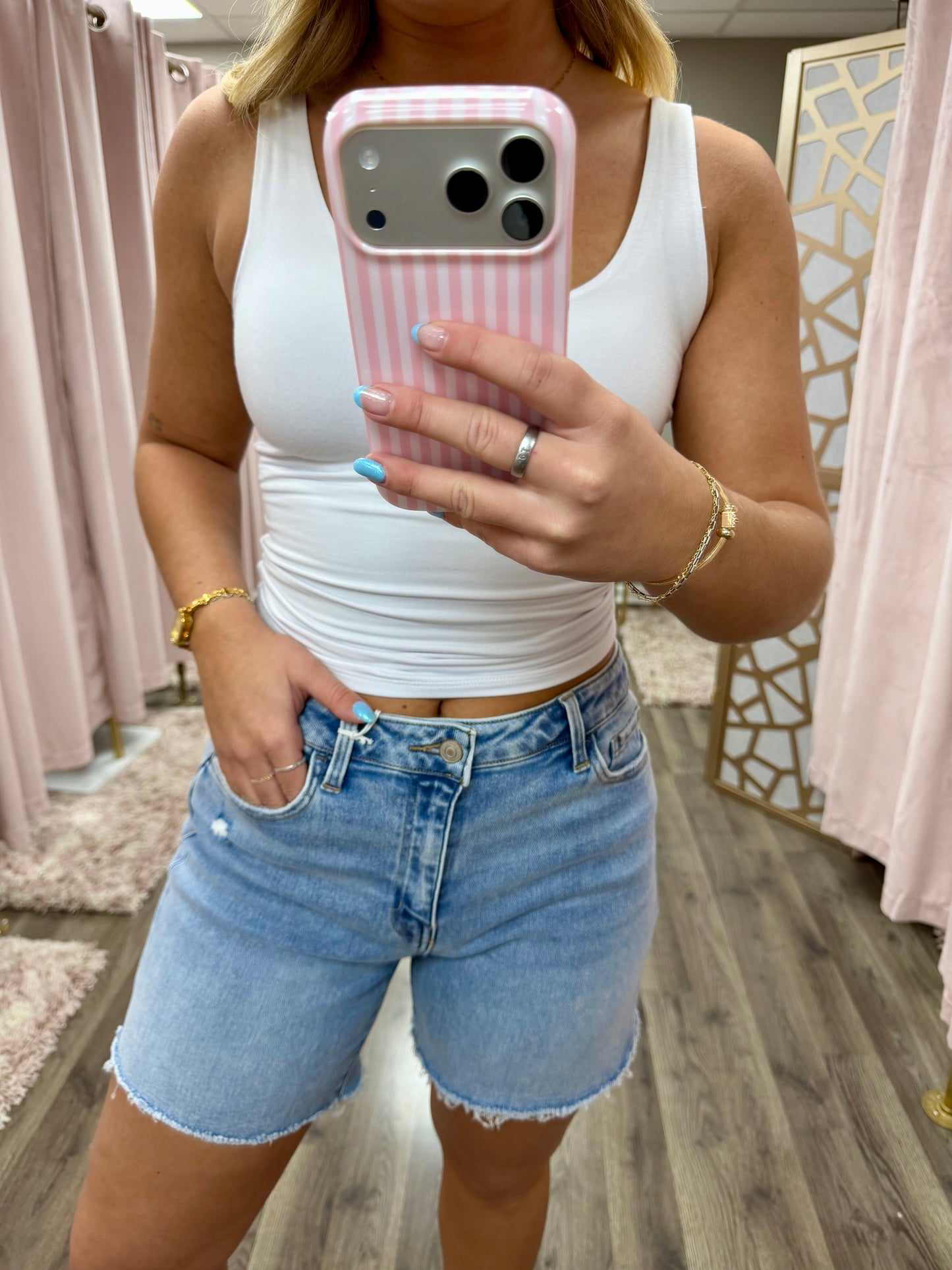 Vervet High Rise Raw Hem Short