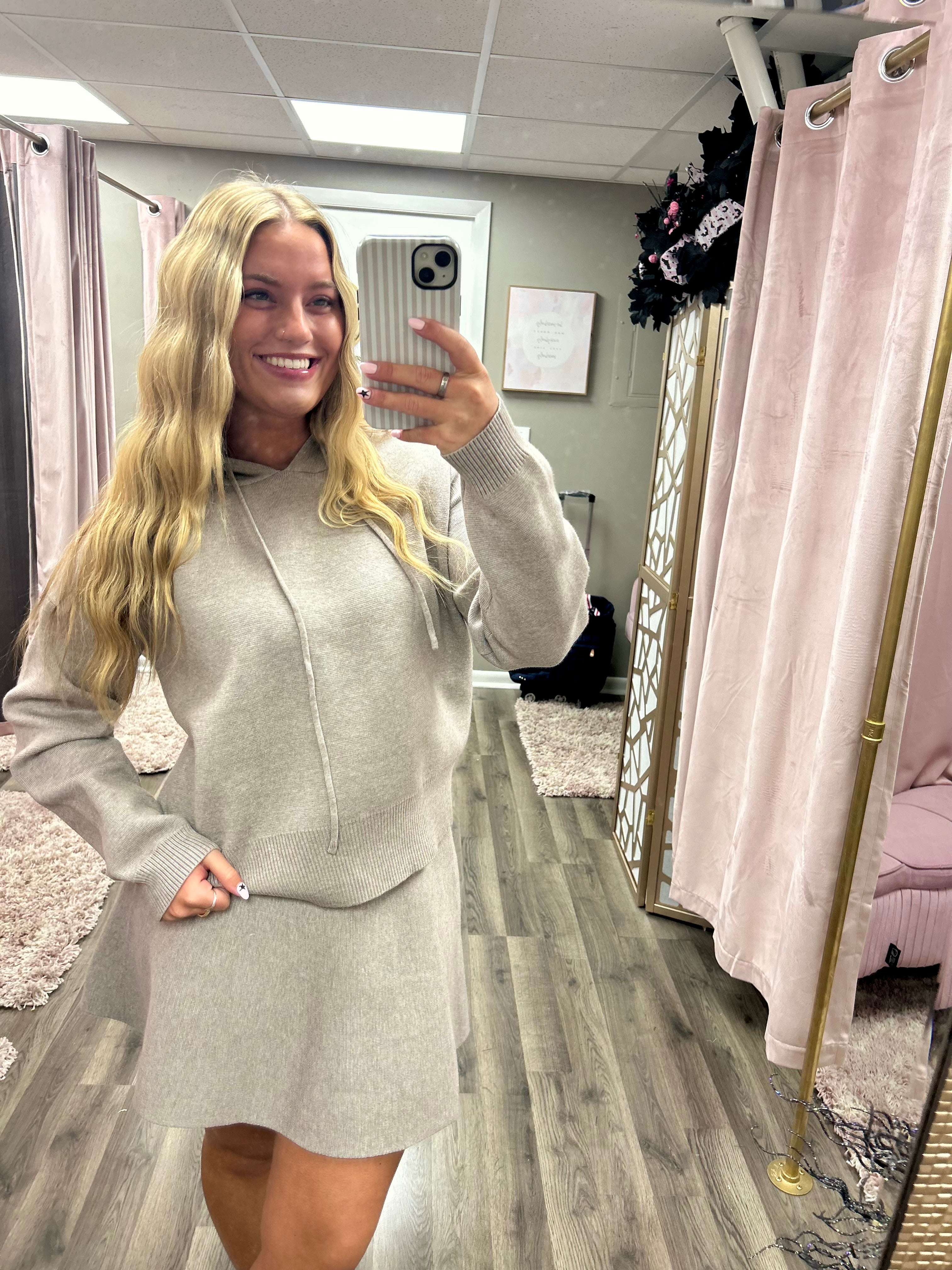 Short Sweater Flare Skirt