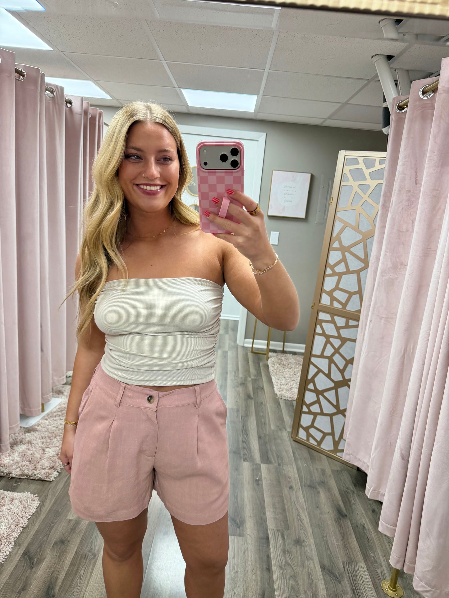 Classic Cut Wide Short