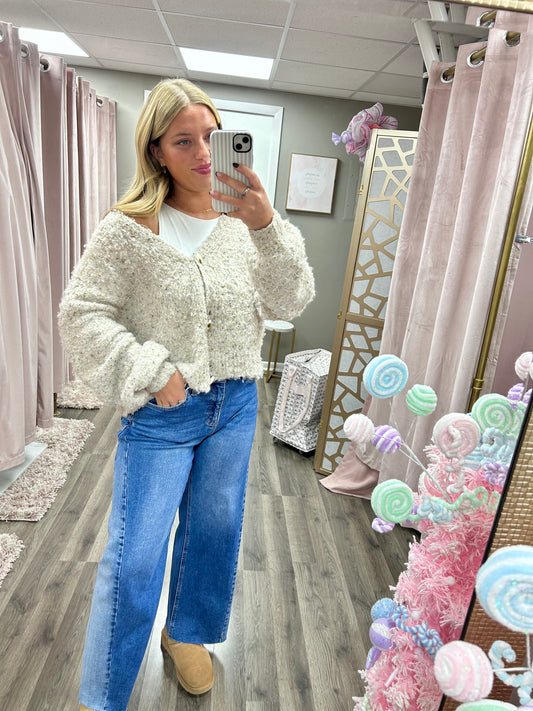 Risen Slouchy Contrast Wash Barrel Jeans