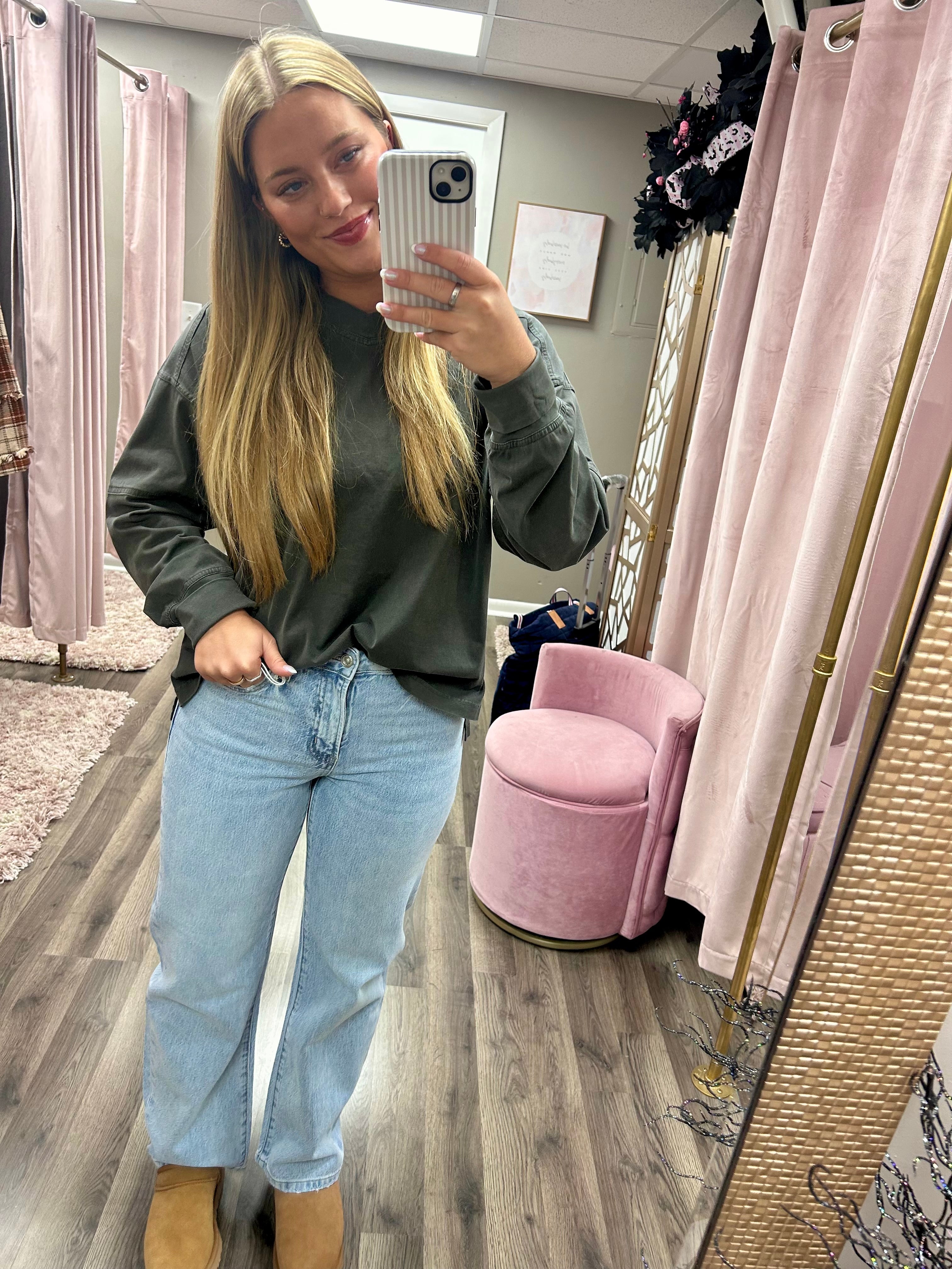 Bayeas Mid Rise Barrel Leg Jean