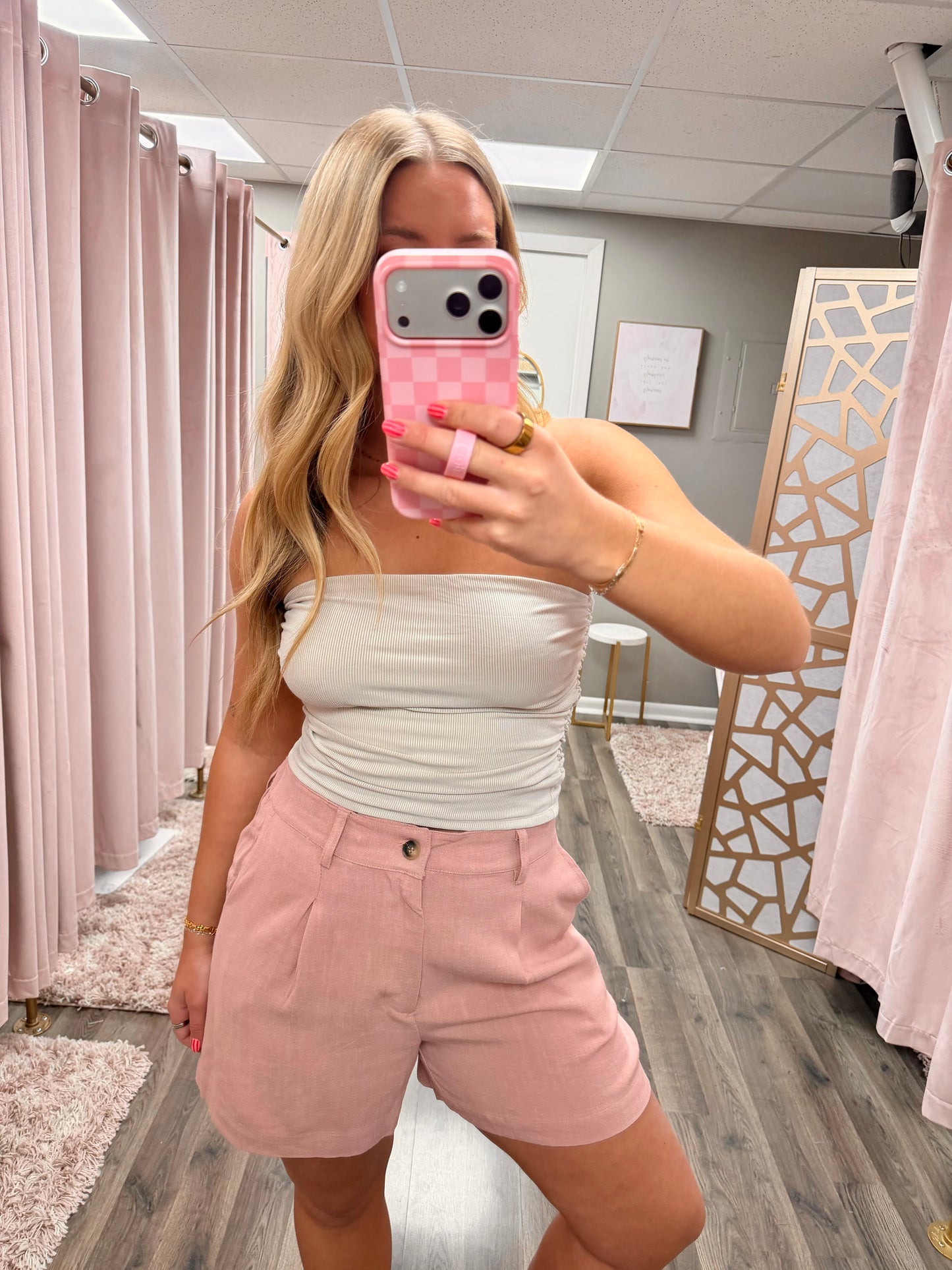 Classic Cut Wide Short