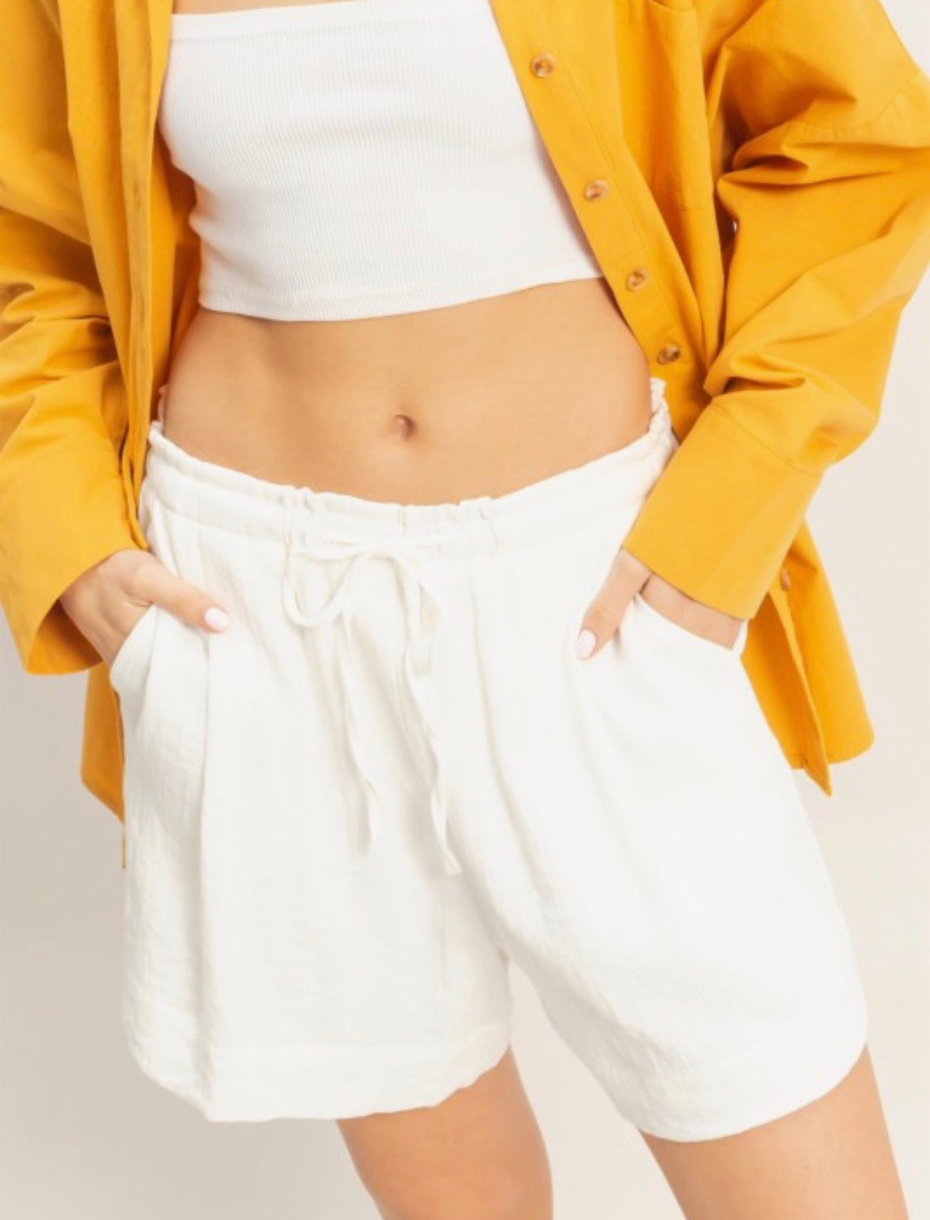 Drawstring Pleated Shorts