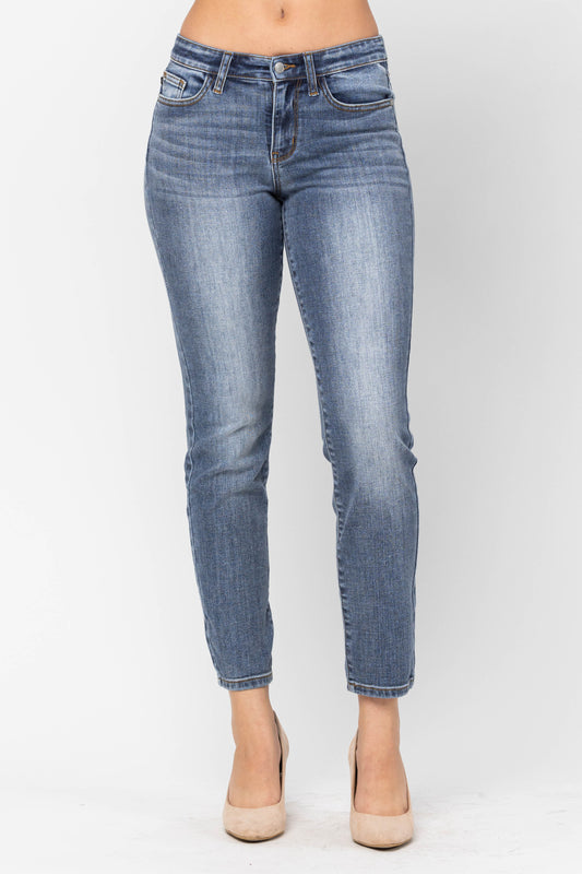 Judy Blue High Rise Classic Slim Fit Jean